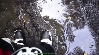 Bikers dirty lether suit and fox mx boots