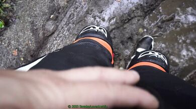Bikers dirty lether suit and fox mx boots