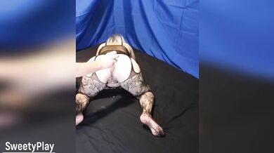 Creampie dripping anal fingering orgasm