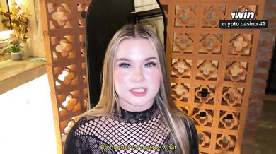 Stepsister: "Es mi PRIMERA VEZ con mi novio, dime Hermanastro ¿Crees que le gustará como me veo?"
