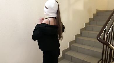 Public sex with a hot neighbor ended in a golden shower!