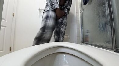 How Long can I hold it While looking at the Toilet PART 18: Pajama Holding and Leaking