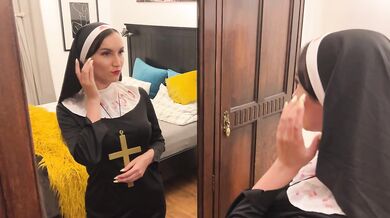 Sinful Sister’s naughty Halloween Night