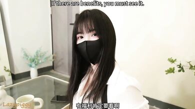 和女友的闺蜜偷偷发生关系，没及时拔出内射