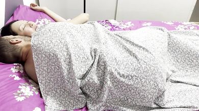 The stepmother woke up from morning caresses and became aroused. Real Homework Episode 1