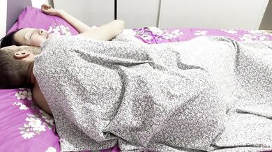 The stepmother woke up from morning caresses and became aroused. Real Homework Episode 1