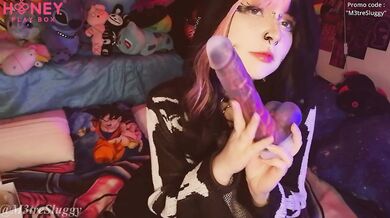 French Goth was riding this new dildo and it was so good - Honey Play Box