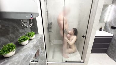 Passionate sex in the shower with my stepsister