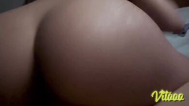 Submissive black-haired woman moves incredibly like a pro