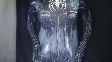 CEWEK INDONESIA COSPLAY SPIDERMAN DI ENTOT SAMPAI CROT DI MEMEK - BOKEP INDO TERBARU