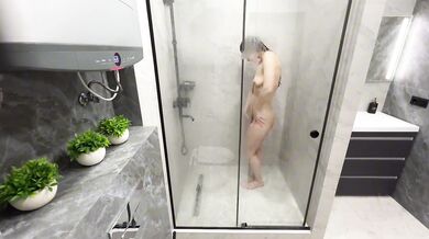 Passionate sex in the shower with my boss