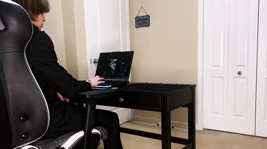 I just cum inside my new personal assistant secretary