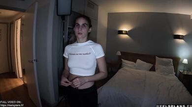Une locataire belge au cul parfait se fait Défoncer dans son appartement pour éviter l'expulsion !!!