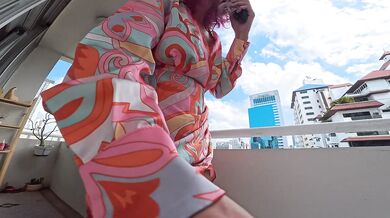 Join me to take pictures of me