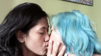 Pinay face riding and sloppy pussy licking