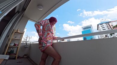 Posing and thanking you for being here to see it