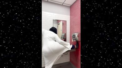 You Didn’t Know PRINCESS LEIA’S Booty Was This BIG!