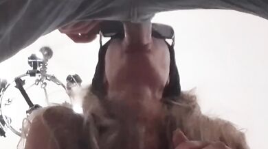BLONDE MILF DELIVERS FIERCE DEEPTHROAT CUMSHOT