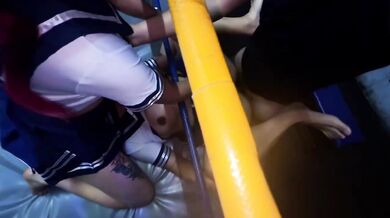 Entrenador se coge a un par de putitas mexicanas durante la práctica