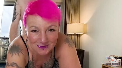 POV Hotel Hookup with Tattooed British MILF – Anal & Foot Finish