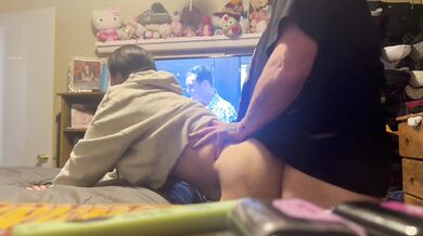 Stepsister gets quiet creampie when everyone is home