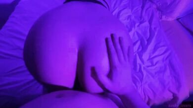 She wake up in the middle of the night for a facial