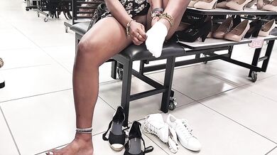 Her Pussy and Cleavage in full view to SHOE STORE Assistant - Upskirt No Panties No Bra