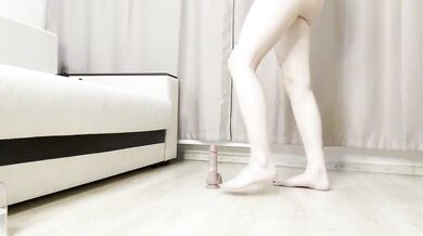 AliceMonta's quiet moans become loud dildo-fueled screams