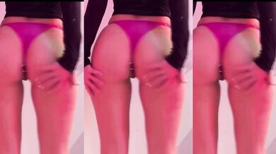 big butt plug girl twerks