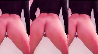 big butt plug girl twerks