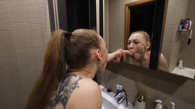 Xaya Nox: I invited my neighbor to join me in the bathroom.. Deepthroat by AdelviceX