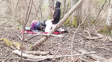 Guy premature big cums on ass, fucking milf in woods,couldnt last 2mins.