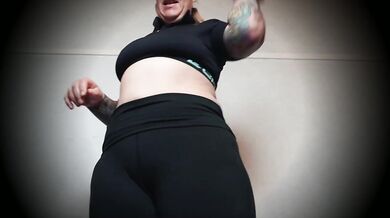 FREE PREVIEW Helping Stepmom with Squats Ends in Facesitting starring Rem Sequence