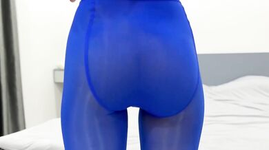 Shy Asian Bitch in Blue Pantyhose Shows Her Sexy Legs