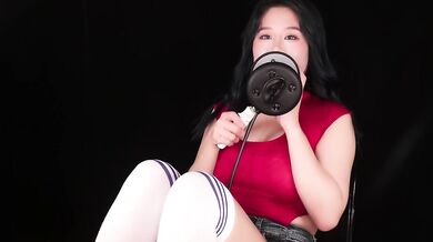 ASMR Hot Girl Skin and Body Scratching | Clothes Scratching and Mouth sounds