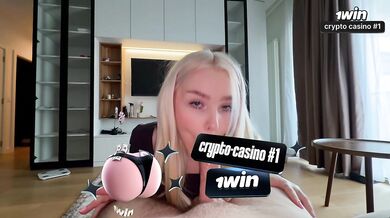 She seduces her friend's daddy for sex!