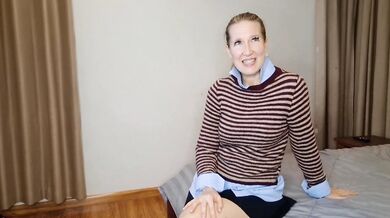 Preppy Girl POV Popped Collar Tease Turns Into Sloppy BJ