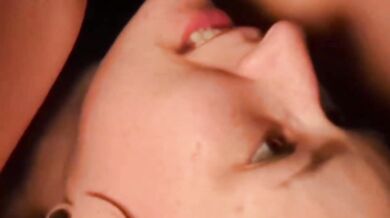 Piss-mouthed passion sparks uncontrollable, deepthroat pleasure