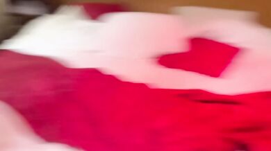 乳首をずっといじってくる熟女 エロい声で喘ぐから大量精子発射