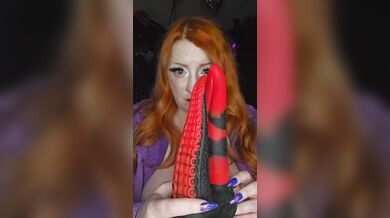 NoirFoxx Turns Deepthroat Redhead Into Raw Bliss