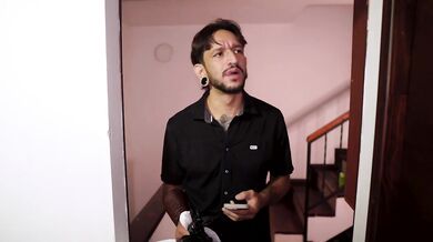 Boss fucks hidden couple in dim hallway