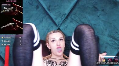 LANNAQUINN'S LEGS BEG FOR DEEPTHROAT AND POUNDING