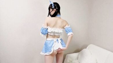 メイド服で誘っちゃう