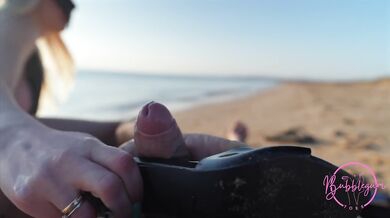 Risky Public Beach Heeljob & Shoejob ý Blonde Footjob with Long Toenails Cum on Feet