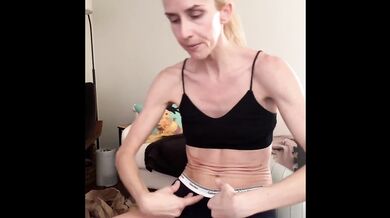Fit skinny blonde ab workout