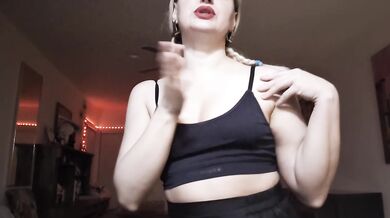 SNIFF • LICK • SUCK MY SMELLY SWEATY ARMPITS • Femdom • Fetish • Luddo Vicka