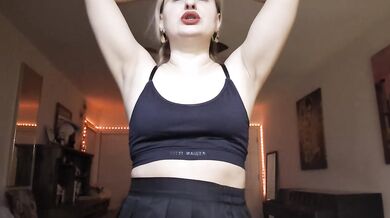 SNIFF • LICK • SUCK MY SMELLY SWEATY ARMPITS • Femdom • Fetish • Luddo Vicka