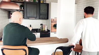 La prima DOPPIA PENETRAZIONE di Effe con Emme e Christian Clay con doppio creampie figa e culo