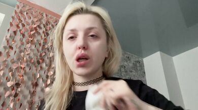 BLONDE AMATEUR IS SNEEZING AND HONKING EVERYWHERE