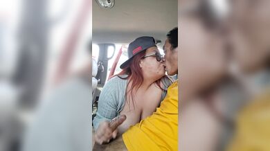Getin suck up with the river view.........